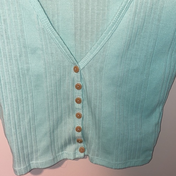 FOREVER 21 crop top - Picture 3 of 4